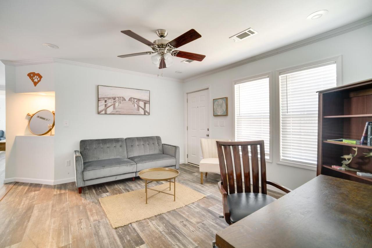 Charleston Home With Porch - 3 Mi To Folly Beach! ภายนอก รูปภาพ